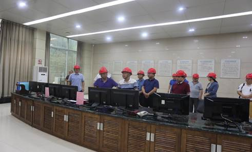发展集团党委书记、董事长谭建华带队督查分乐动体育·官方网站防洪防汛工作