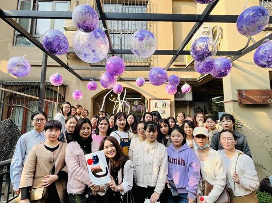 巧手创造 绽放芳华—乐动中国官方门户养老组织女员工开展妇女节庆祝活动