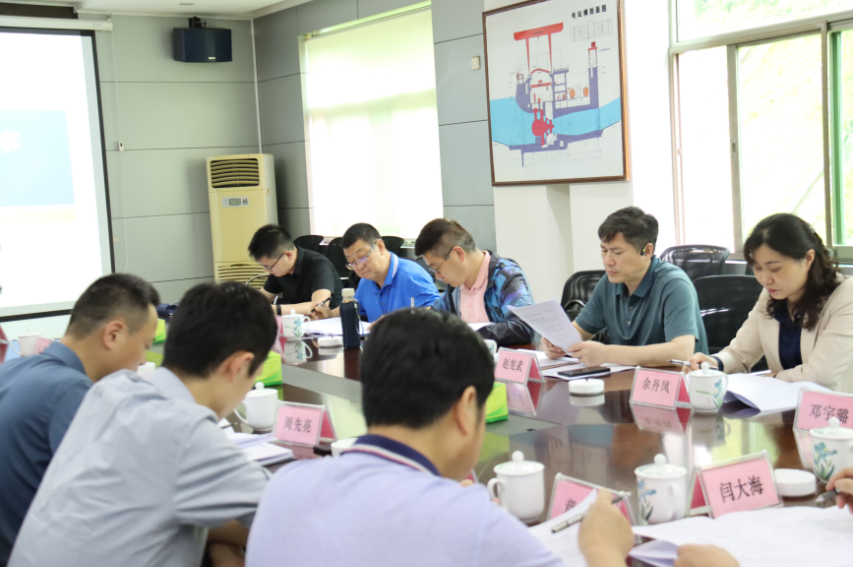 乐动中国官方门户集团外部董事赴水电乐动体育·官方网站现场调研