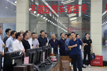 湖南省国资委国企党建与现代经济理论培训班赴株洲航电分乐动体育·官方网站开展党建工作交流