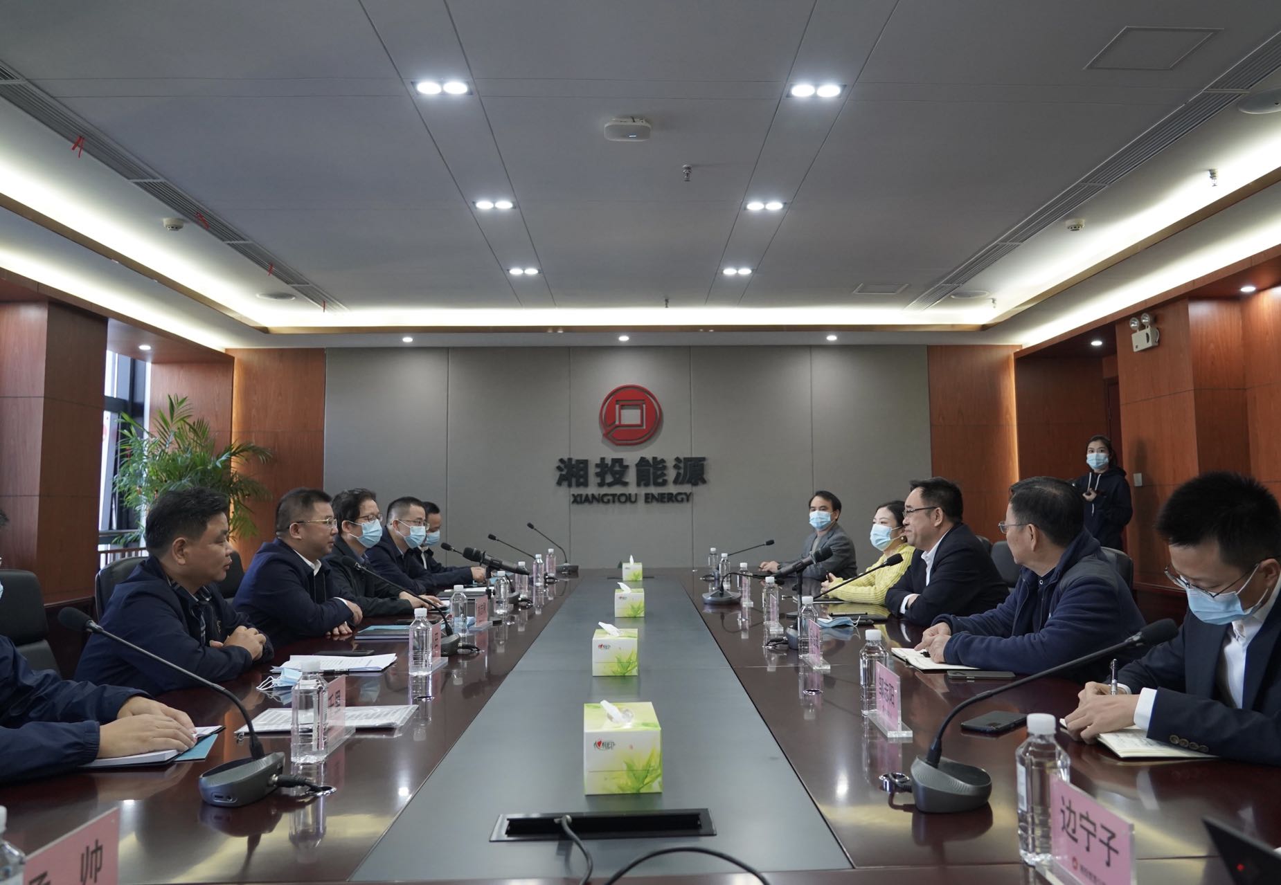 刘志刚一行赴湖南湘投能源投资有限乐动体育·官方网站开展工作交流