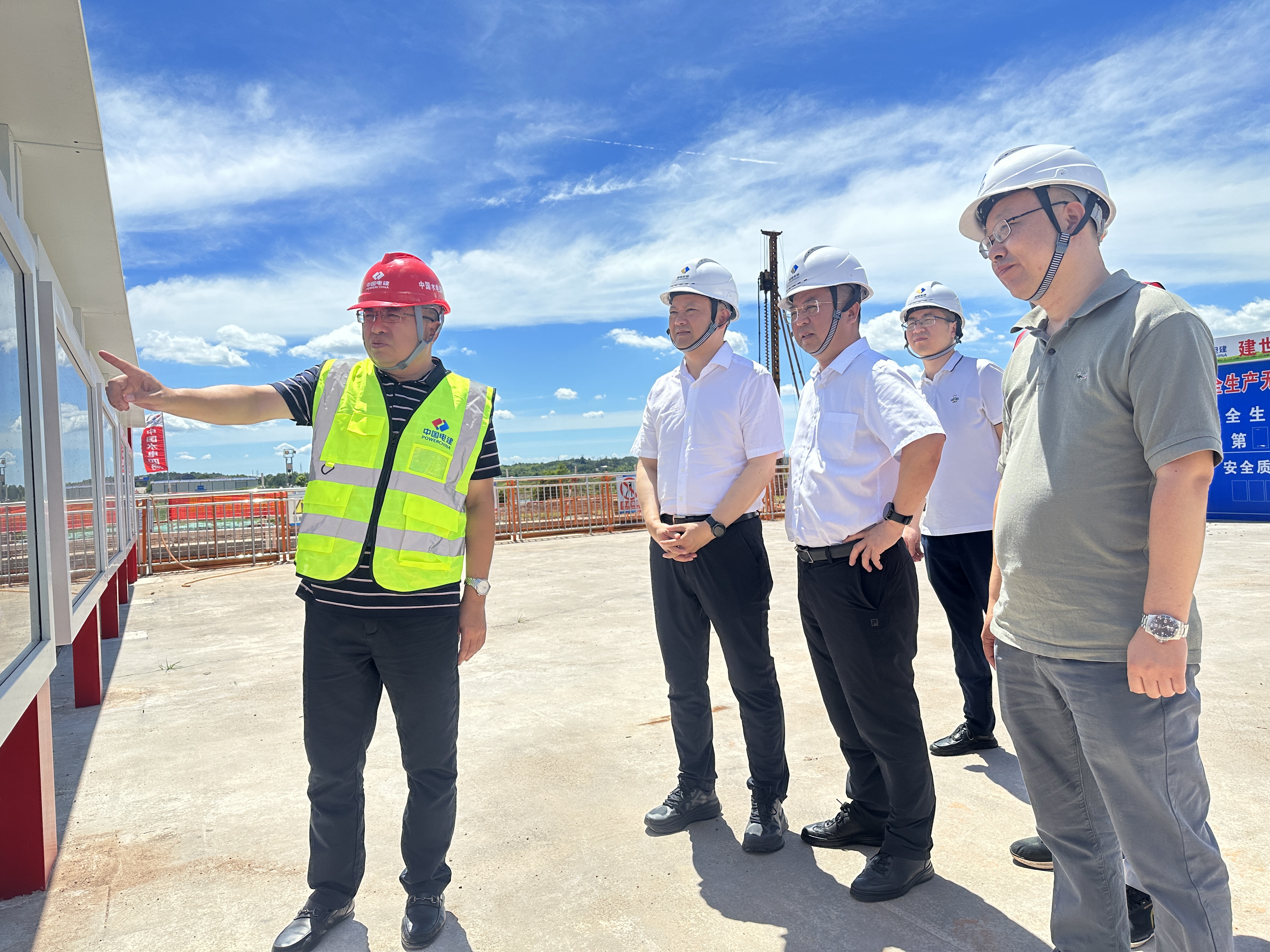 张小雁带队调研督导株洲航电分乐动体育·官方网站项目建设及安全生产工作